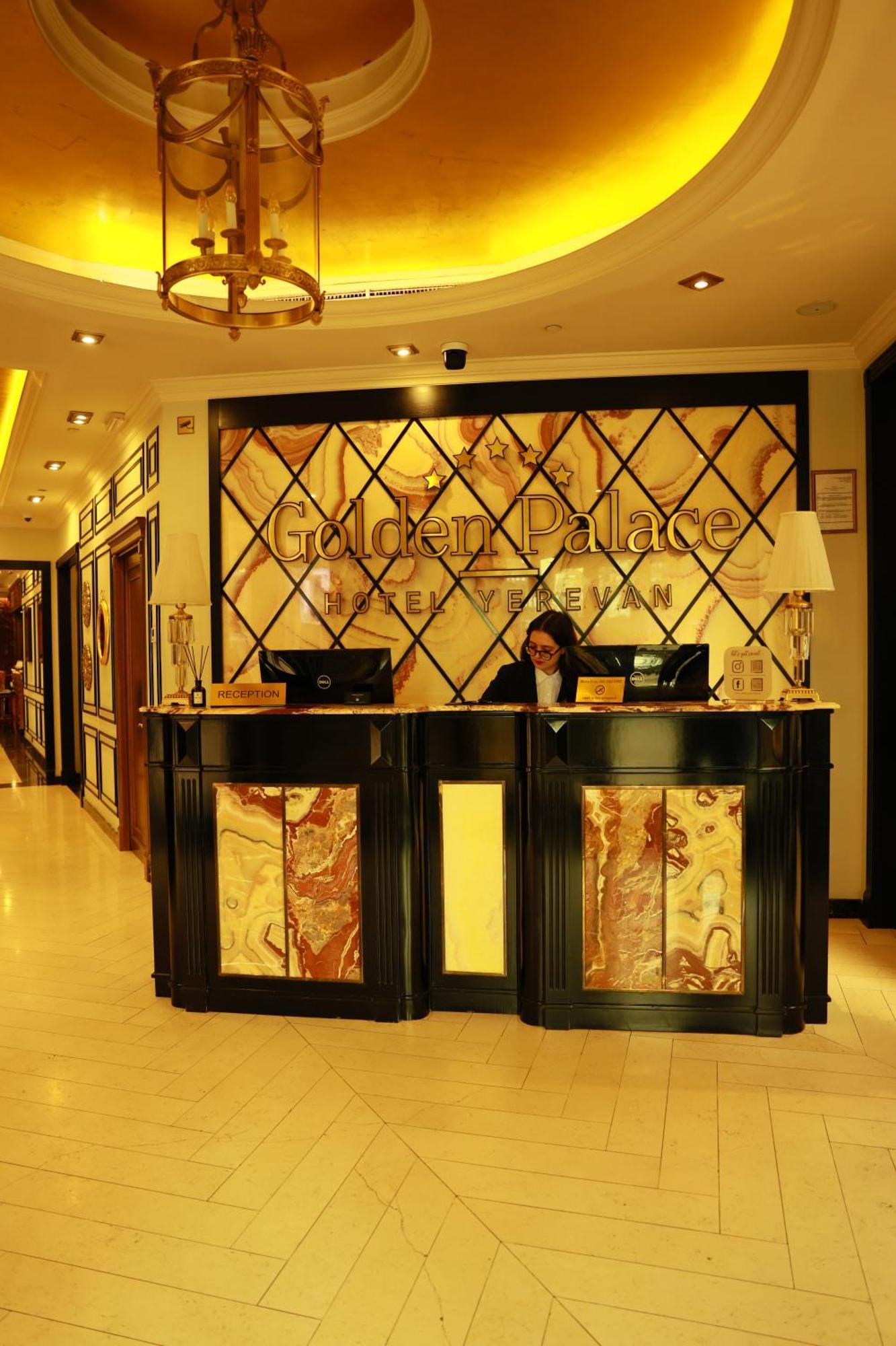 Golden Palace Hotel Єреван Екстер'єр фото